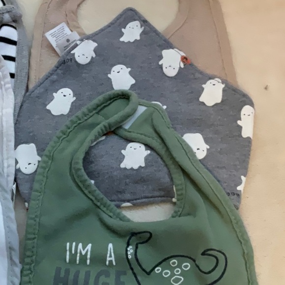 Colorful Baby Bib Set - Blue, Green, Gray - Picture 3 of 10